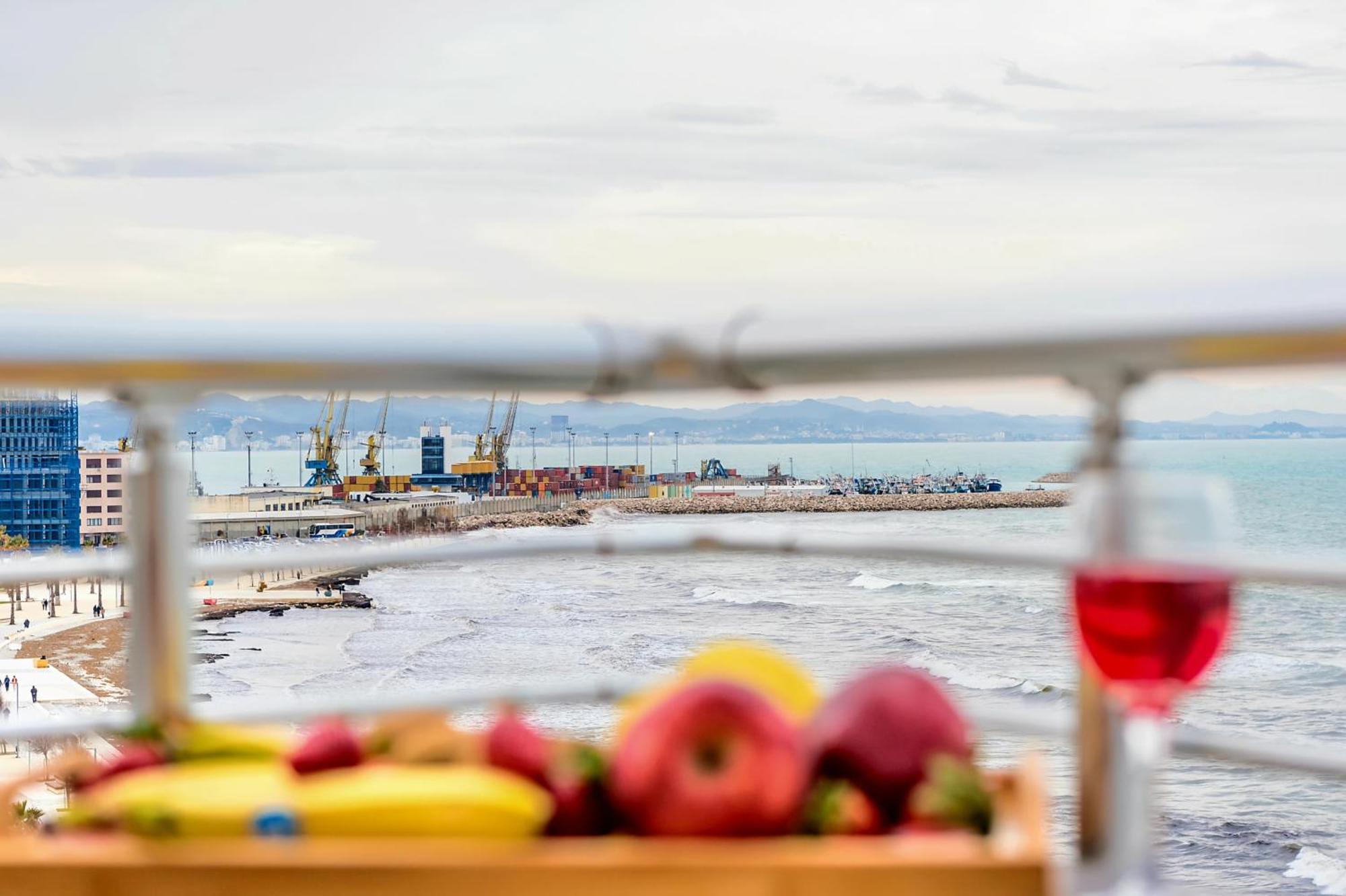 Premium , Marina , Center , Beachfront دراس المظهر الخارجي الصورة